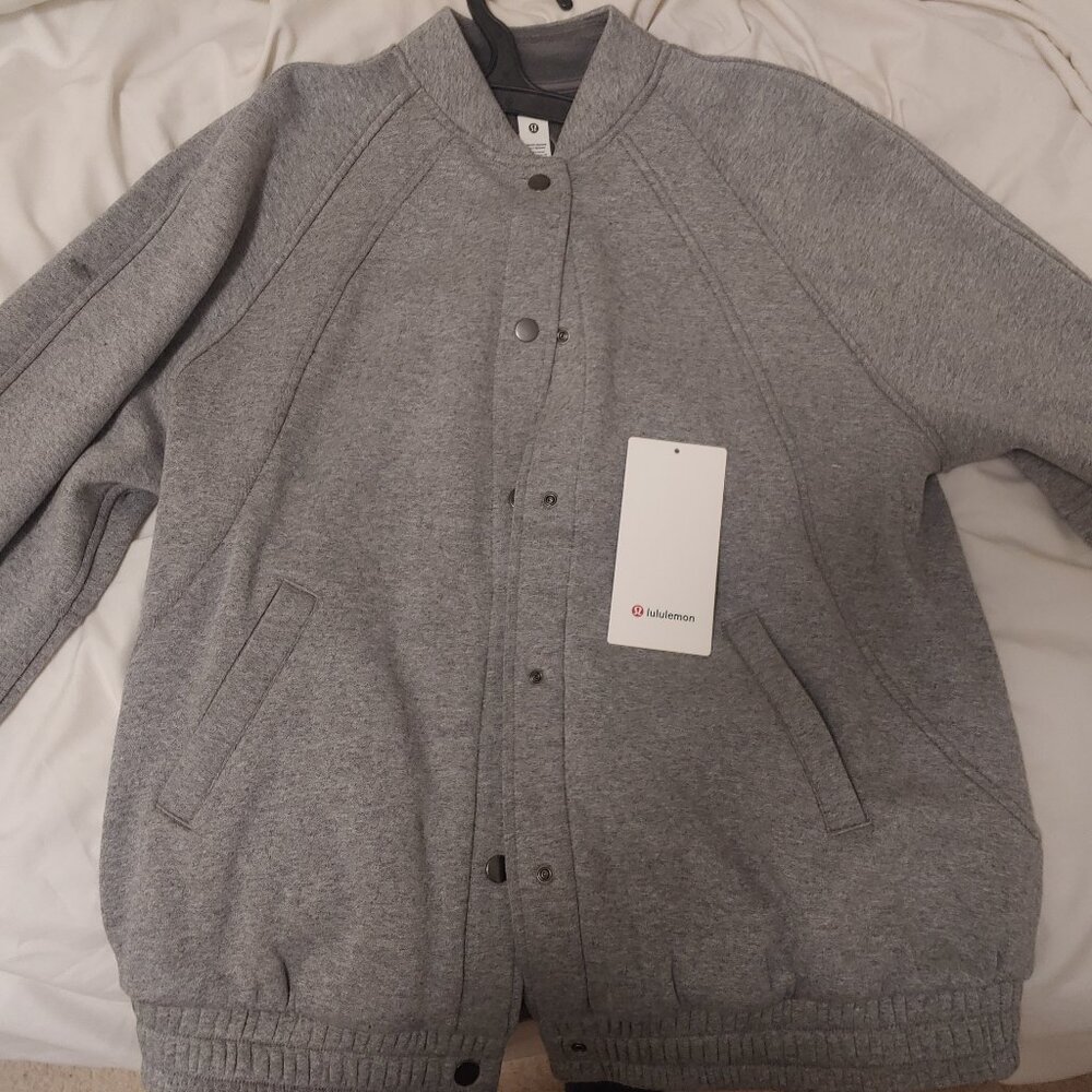 Lululemon Women's Grey Jacket